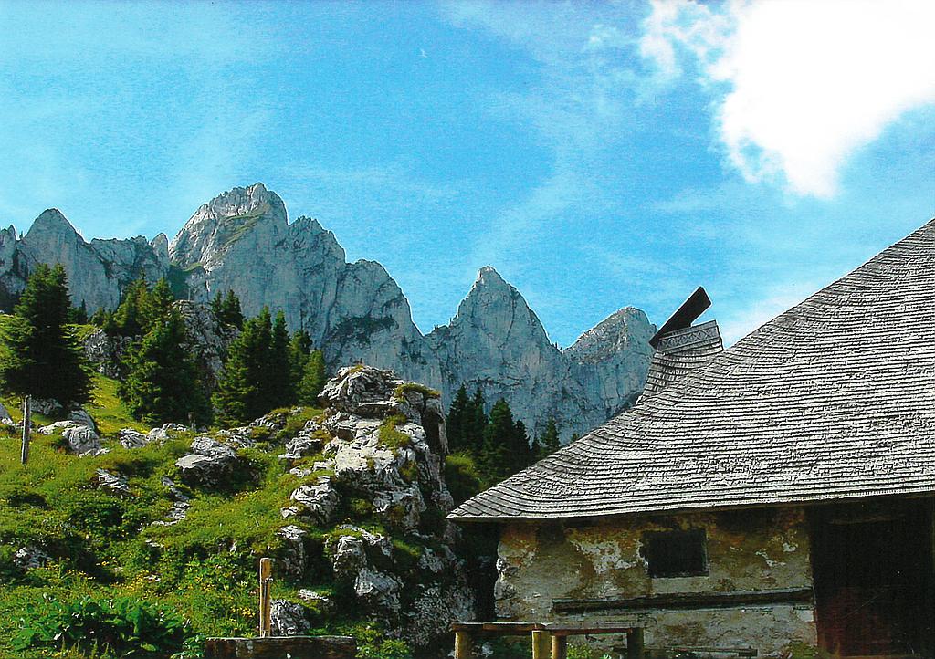 [CP 206037] Postcards 03008 Gruyère Gastlosen