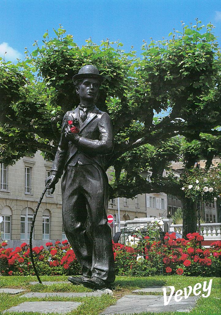 [CP 203472] Postcards 17089 Vevey, statue Chaplin